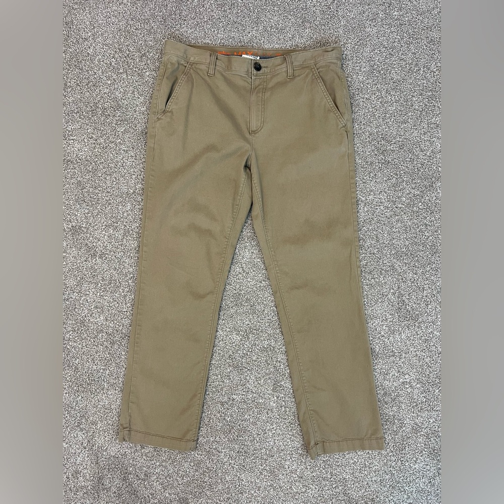 Urban Pipeline Max Flex Straight Jeans - Blue and‎ Tan